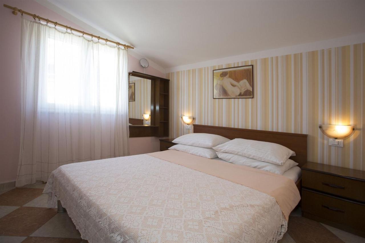 Apartments Gudelj Trogir Exteriér fotografie