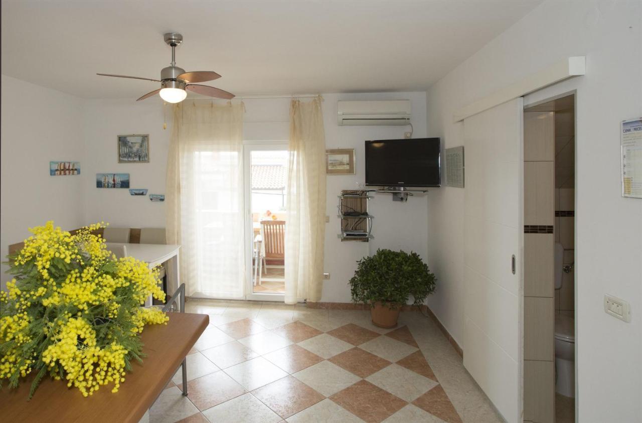 Apartments Gudelj Trogir Exteriér fotografie